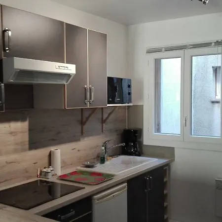 Mèze, 400 Mètres De La Plage Appartement *